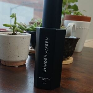 Wonderscreen Black Suncare SPF 30